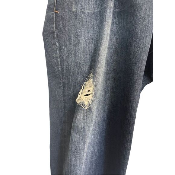 Torrid Women's Blue Mid Rise Medium Wash Distressed Ex-Boyfriend Jeans Size 18 - Picture 5 of 13